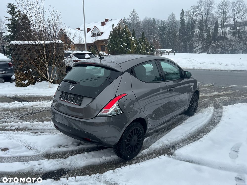 Lancia Ypsilon 1.2 8V Gold S&S EU6 - 5