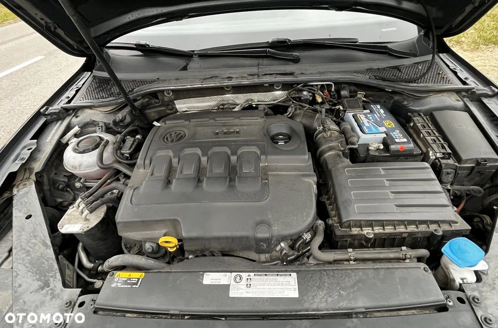 Volkswagen Passat 2.0 TDI SCR Comfortline DSG - 9