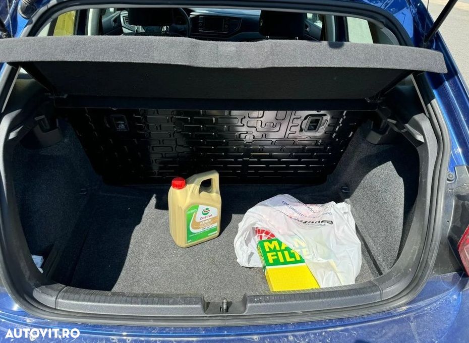 Volkswagen Polo - 12