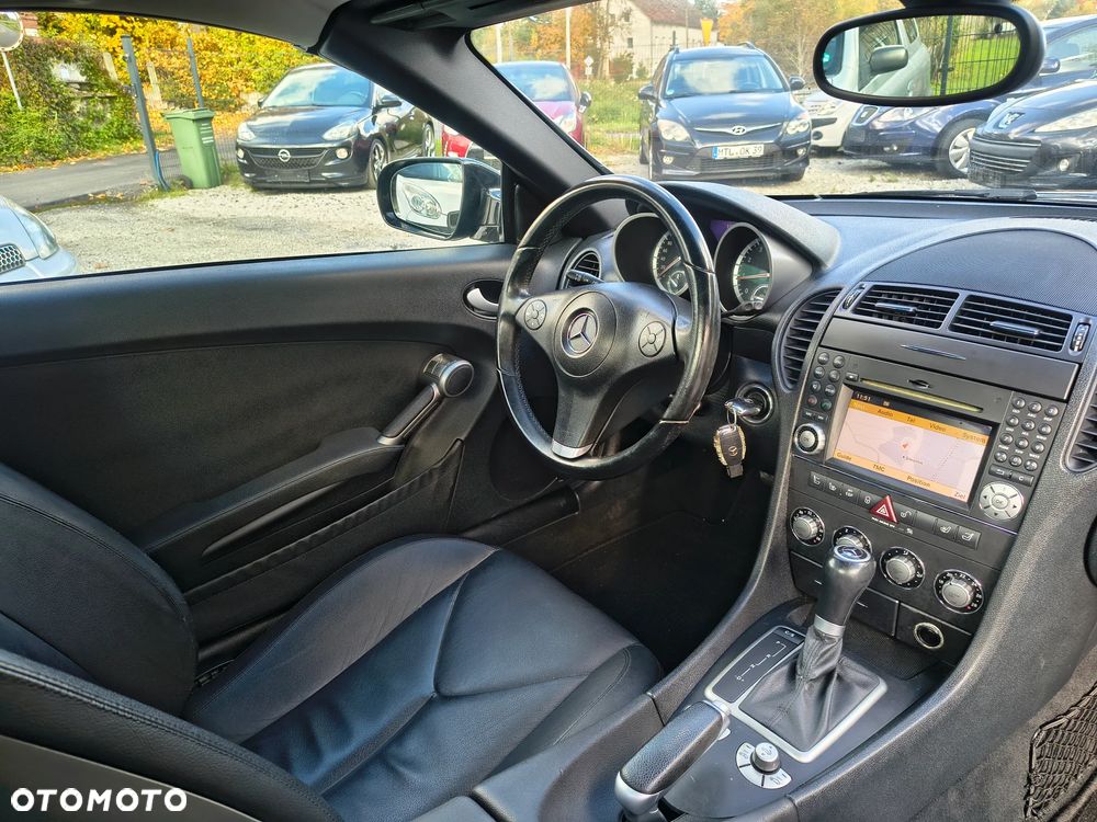 Mercedes-Benz SLK 200 BlueEFFICIENCY 7G-TRONIC Edition 1 - 26