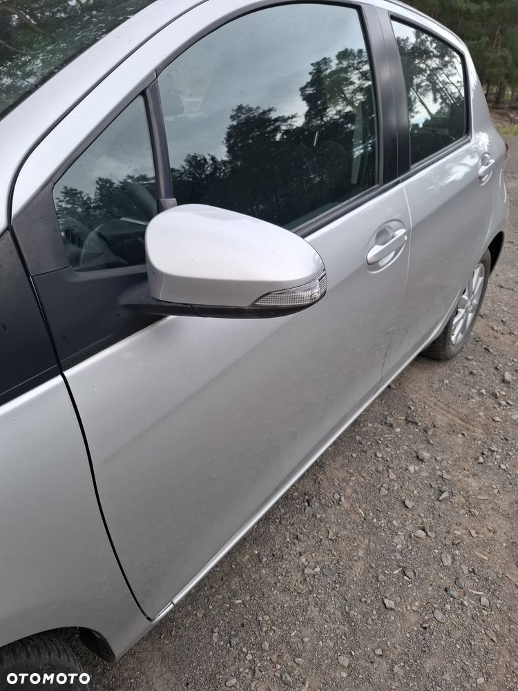 Toyota Yaris 1.0 VVT-i - 5