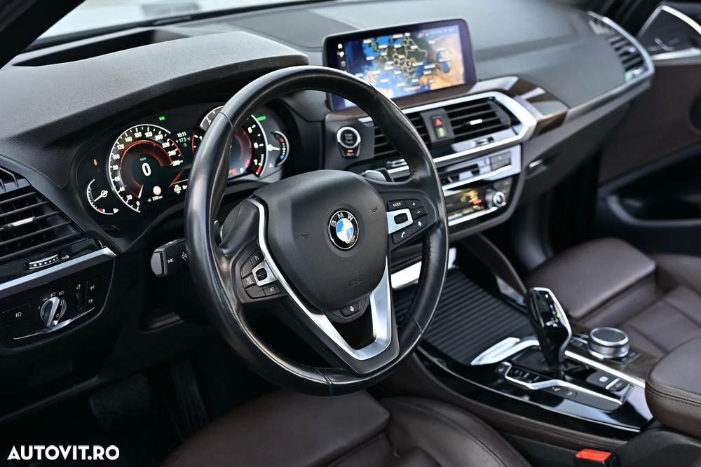 BMW X4 xDrive30i AT xLine - 25