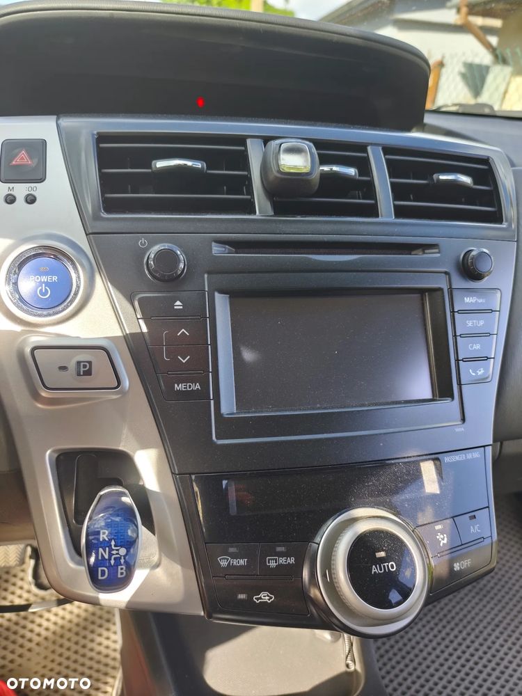 Toyota Prius+ 1.8 HSD Active - 13
