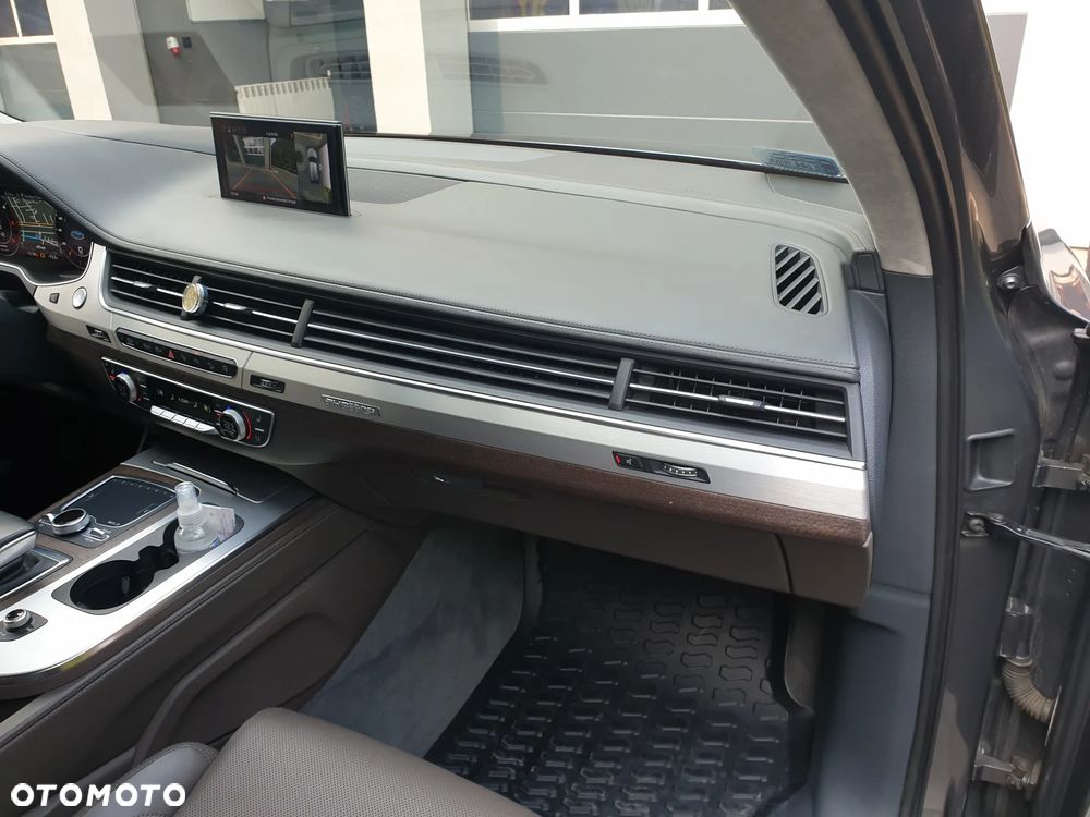 Audi Q7 3.0 TDI Quattro Tiptronic - 25