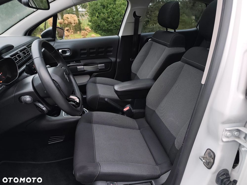 Citroën C3 BlueHDi 100 S&S SHINE PACK - 17