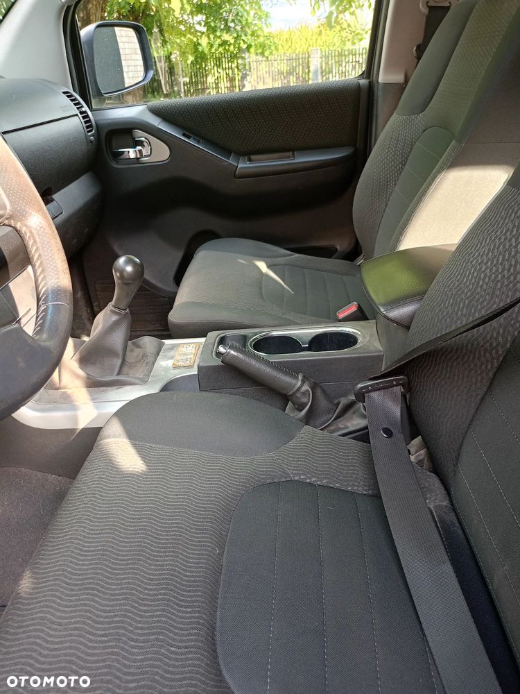Nissan Navara 2.5 D FE Long - 8