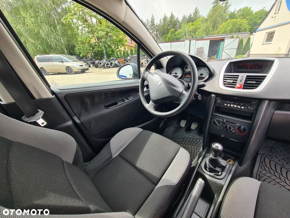 Peugeot 207 1.4 Trendy - 29