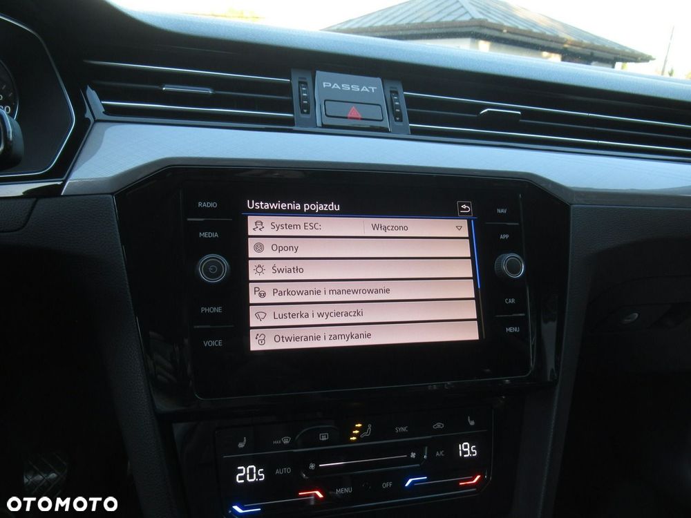 Volkswagen Passat 1.5 TSI EVO Business - 23