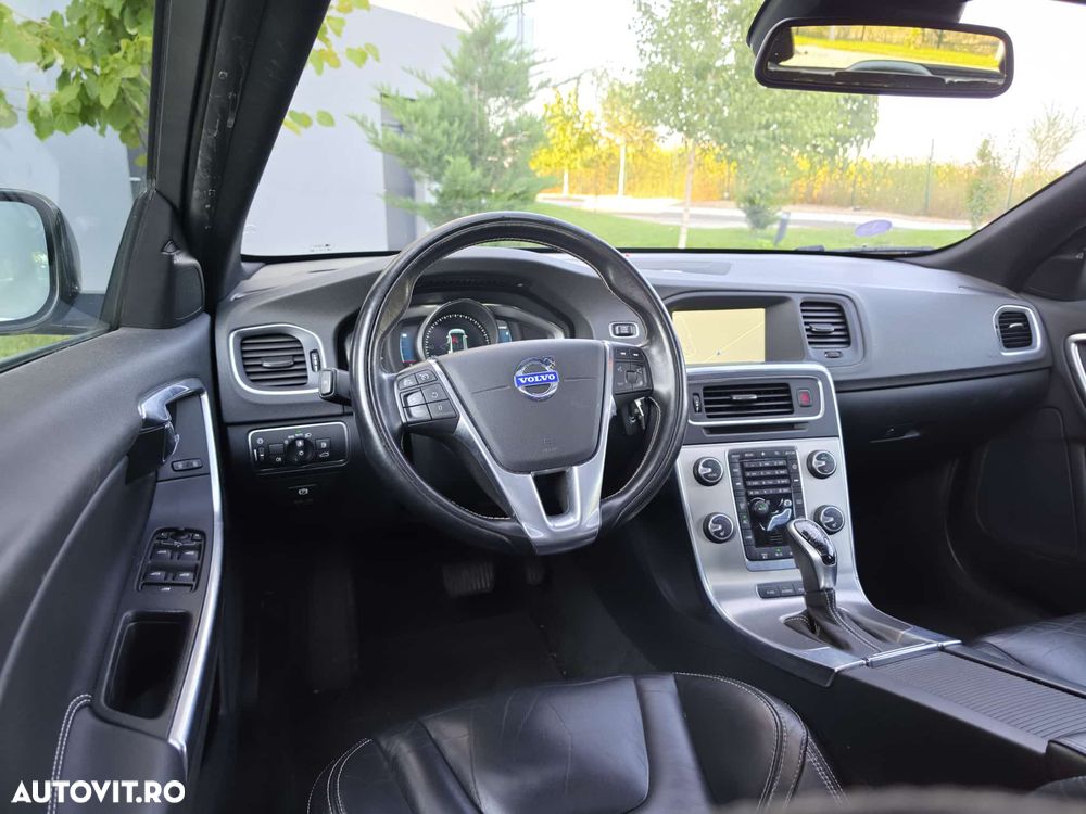 Volvo V60 D6 Plug-In-Hybrid AWD Geartronic Summum - 7