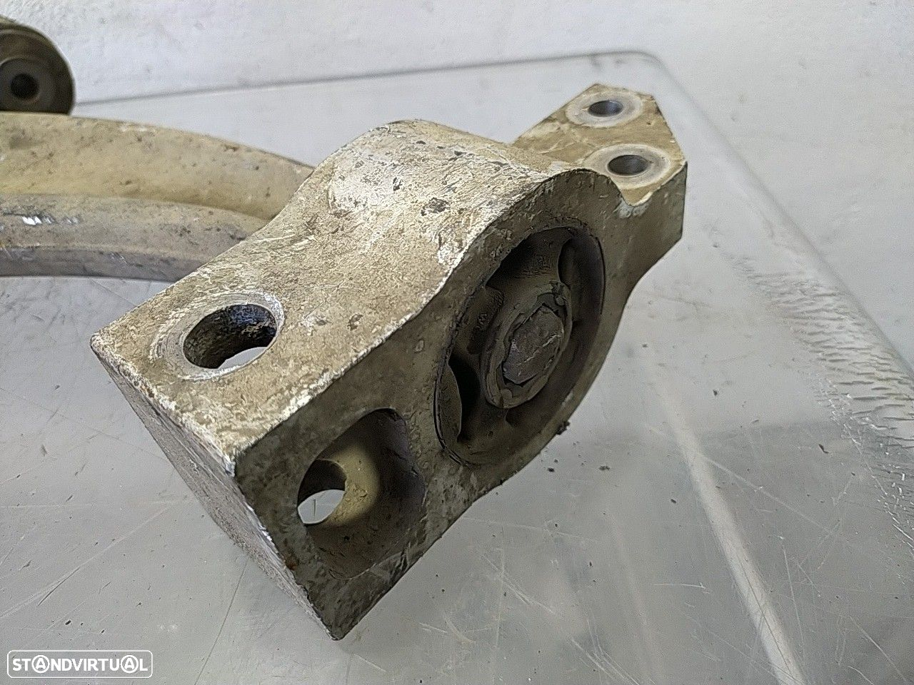 Braço Suspensão Frente Direito Volkswagen Passat Variant (3C5) - 2