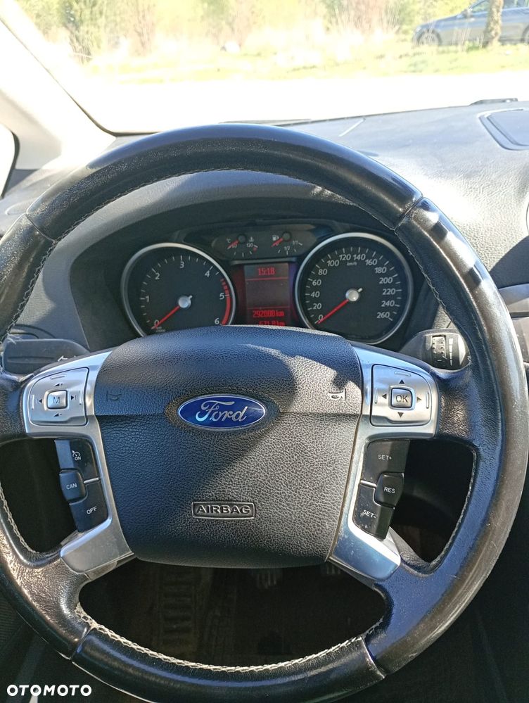 Ford S-Max - 6