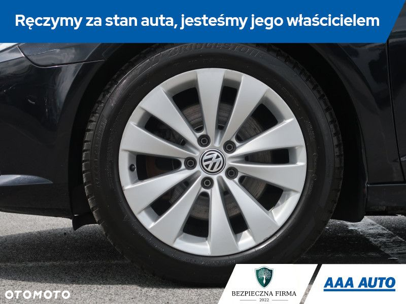 Volkswagen Passat CC - 16