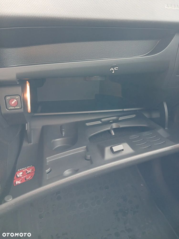 Peugeot 207 1.4 16V Presence - 11