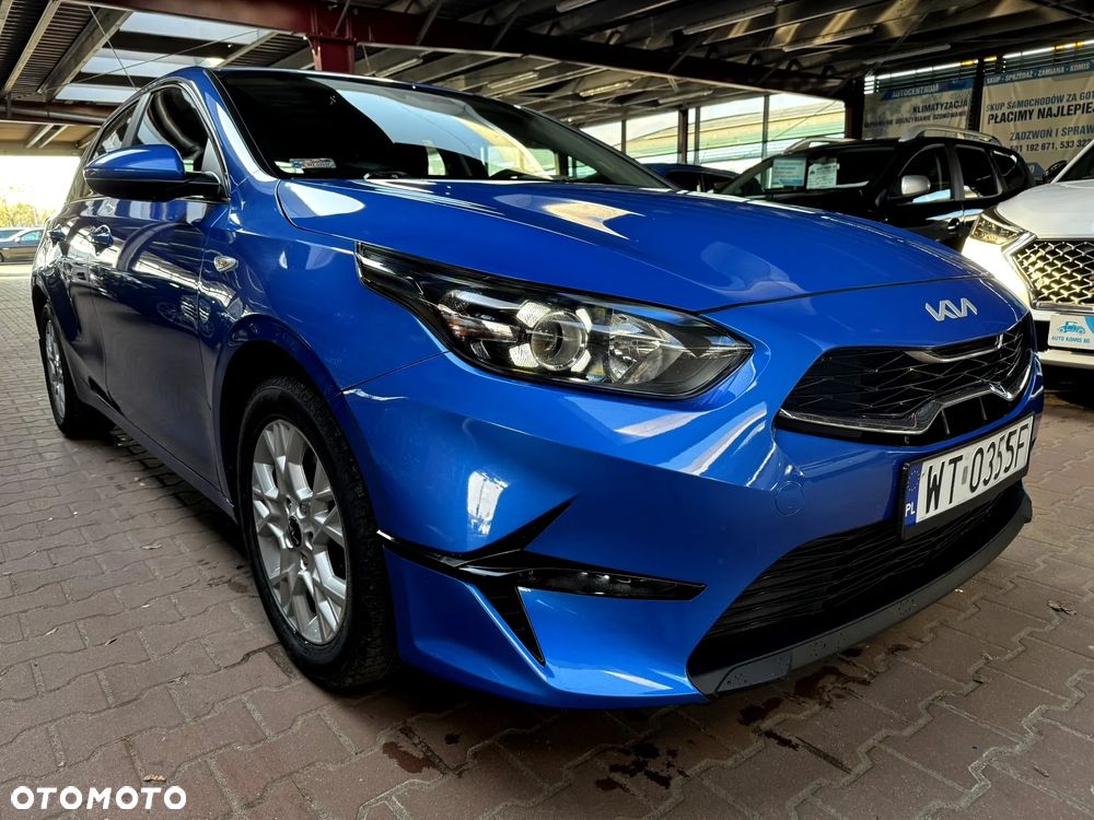 Kia Ceed 1.5 T-GDI M - 10