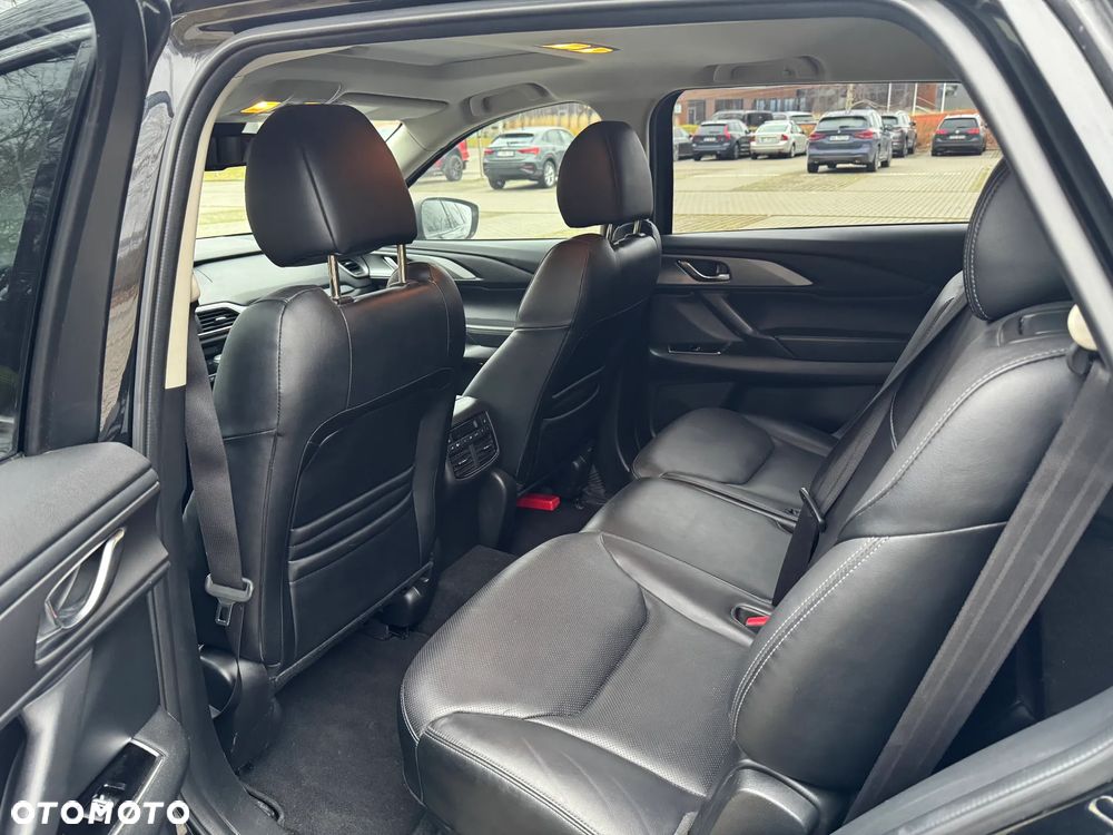 Mazda CX-9 - 12