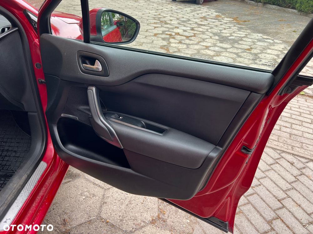 Citroën DS4 HDi 110 SoChic - 20