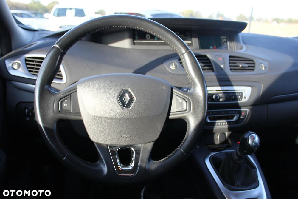 Renault Scenic - 19