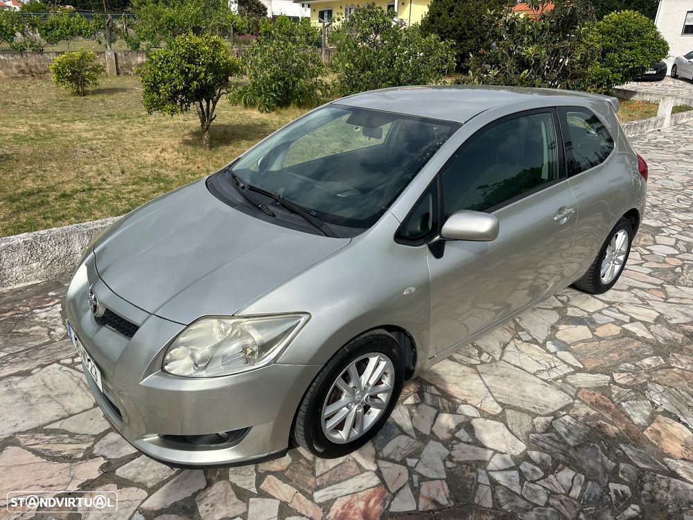 Toyota Auris 1.4 D-4D AC - 2