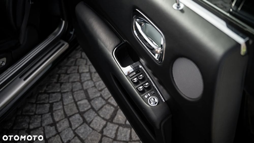 Rolls-Royce Wraith Black Badge - 23