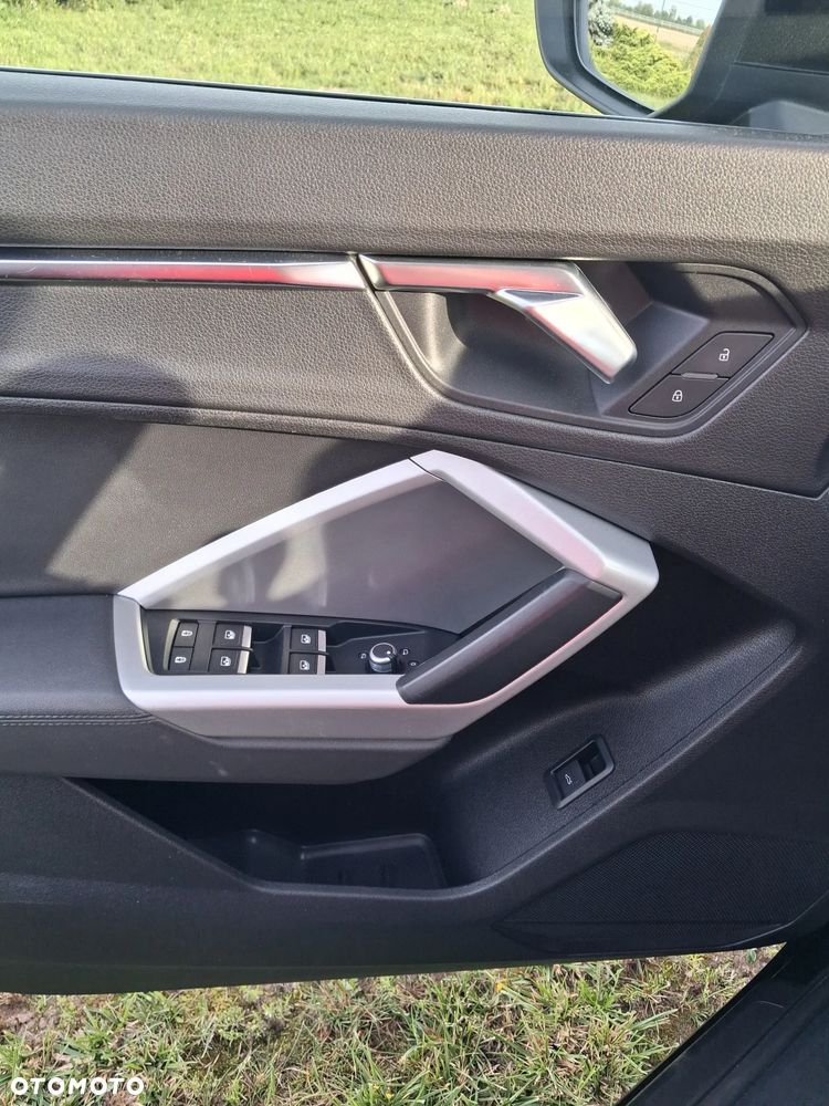 Audi Q3 35 TDI S tronic - 9