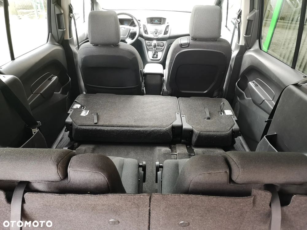 Ford Tourneo Connect Grand - 34