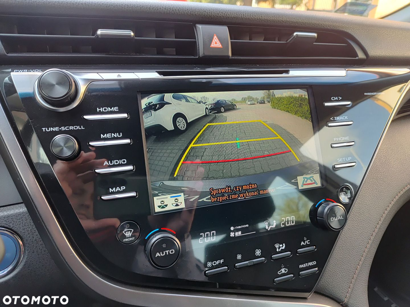Toyota Camry - 15