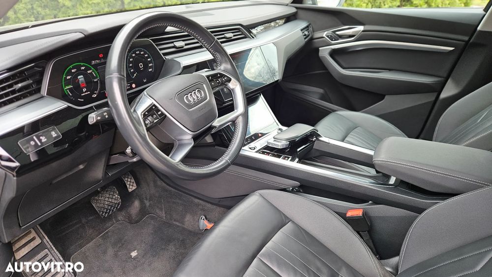 Audi e-tron 55 quattro - 22