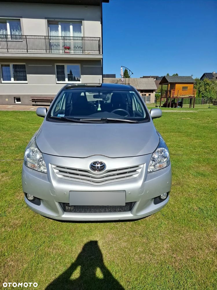 Toyota Verso 2.0 D-4D Premium - 3