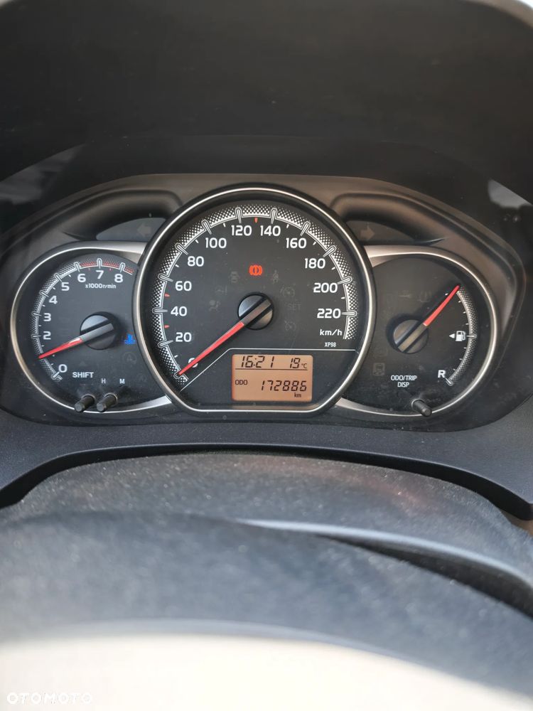 Toyota Yaris 1.0 Life - 4