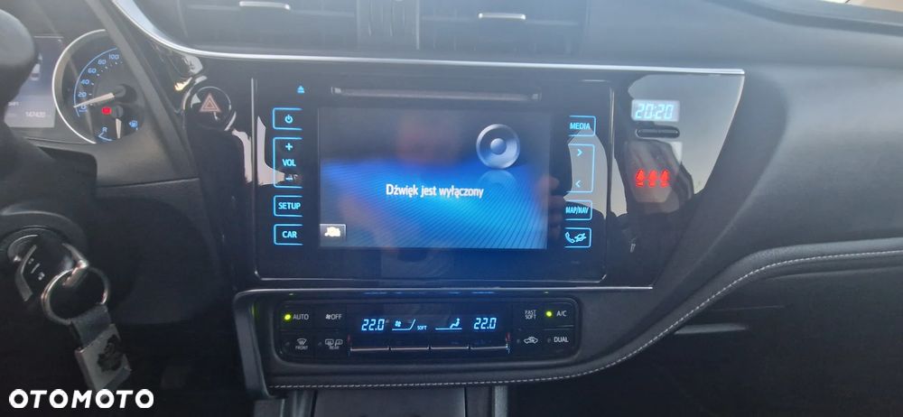 Toyota Corolla 1.6 Comfort - 14