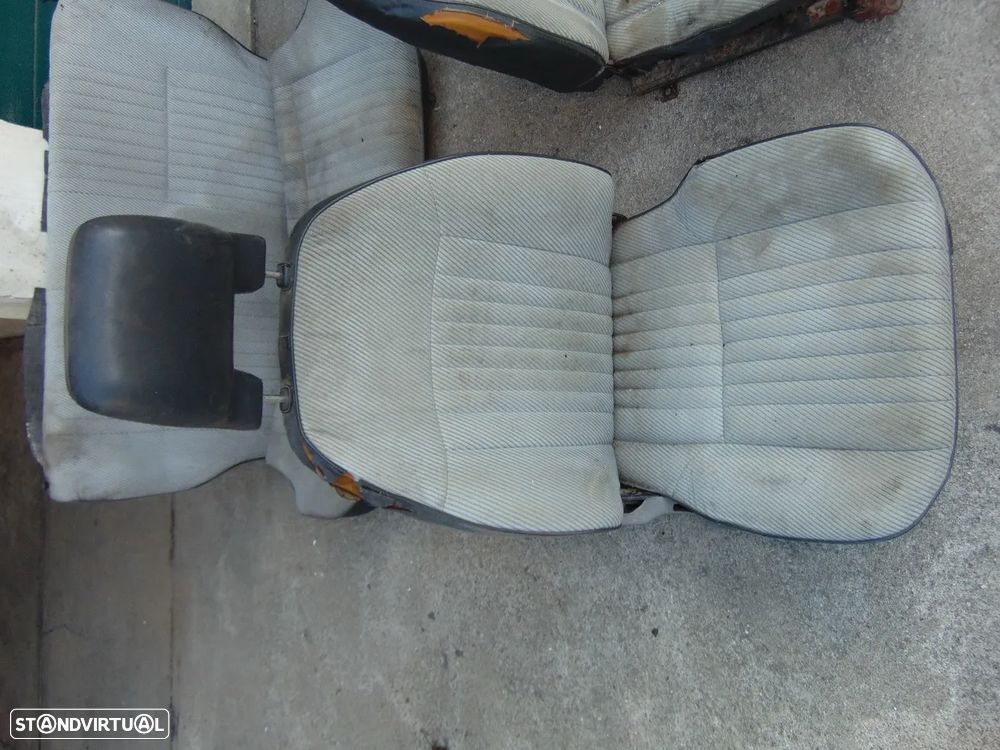 Toyota Starlet EP 70 bancos - 3