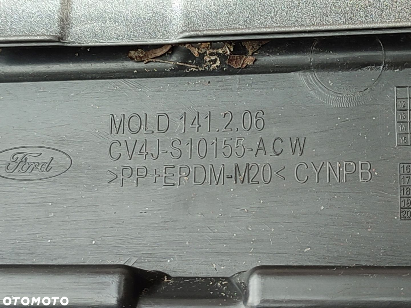 Listwa progowa Nakładka progu Lewa 2D Ford Kuga MK2 ST Vignale 20132019 - 9