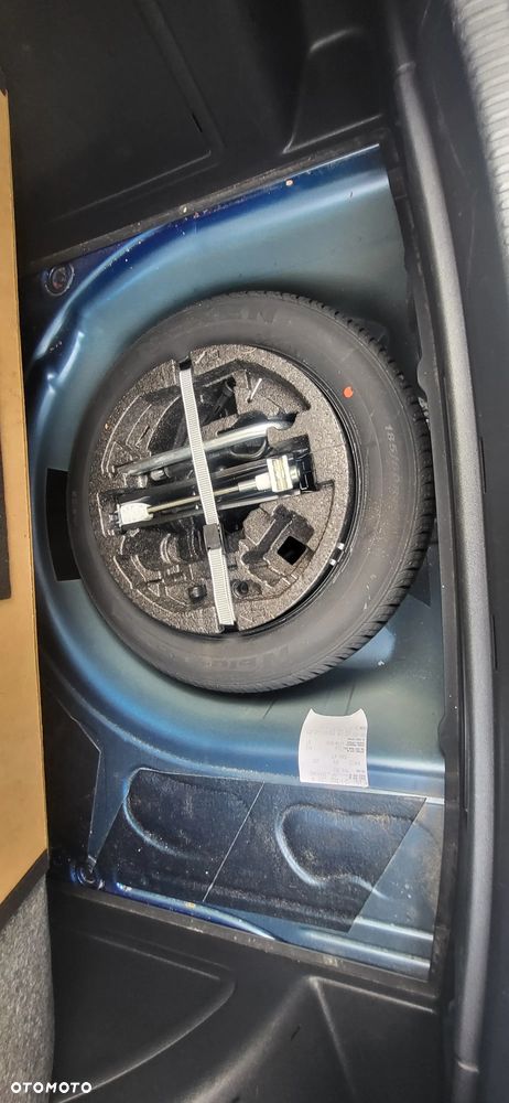 Skoda RAPID 1.4 TSI DSG Style - 8