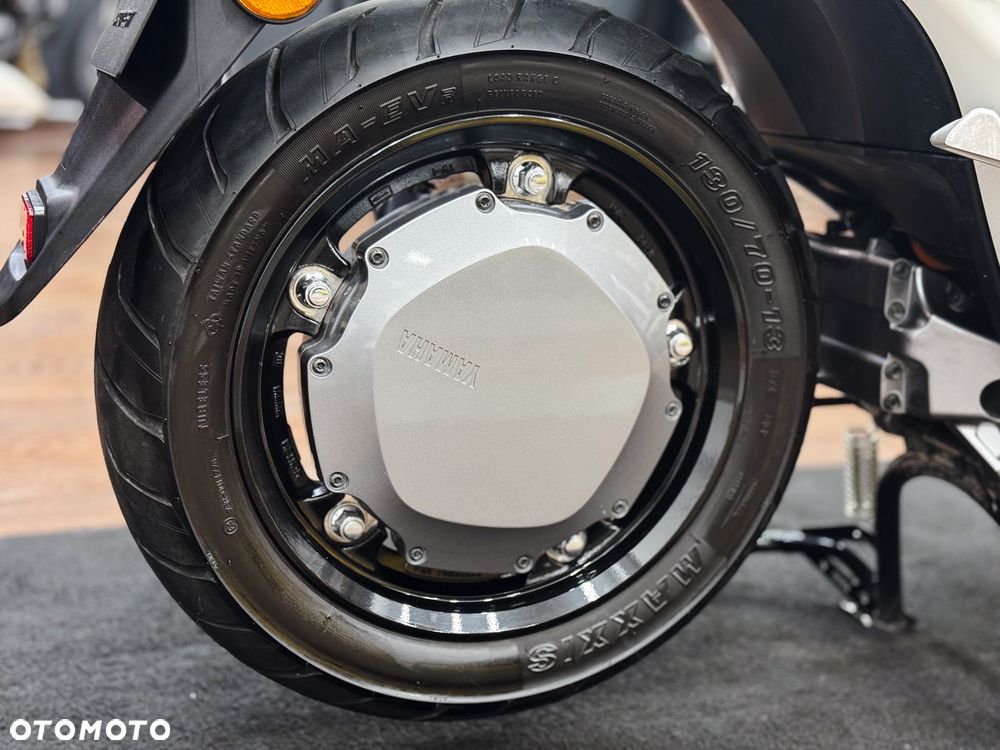 Yamaha Neos - 16