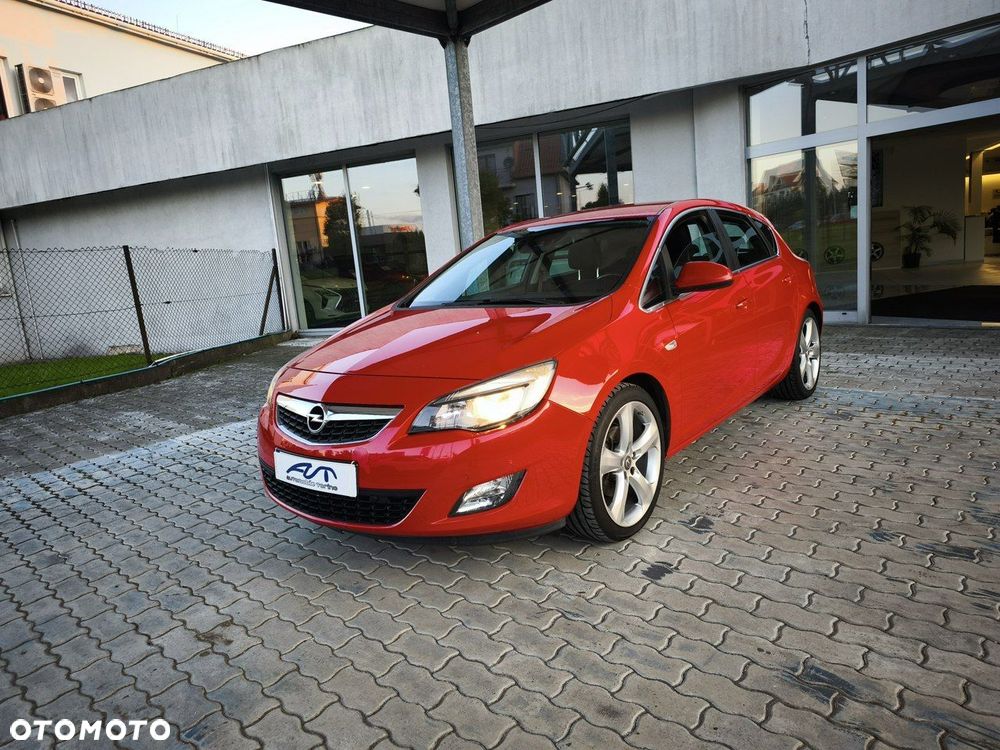 Opel Astra IV 1.6 T Cosmo - 2