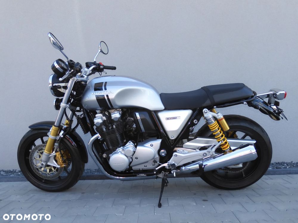 Honda CB - 32