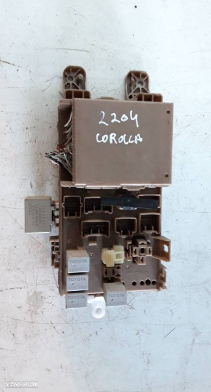 Caixa Fusiveis Toyota Corolla (_E12_) - 3