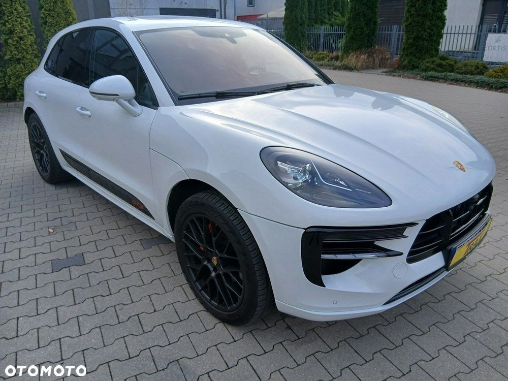 Porsche Macan - 2