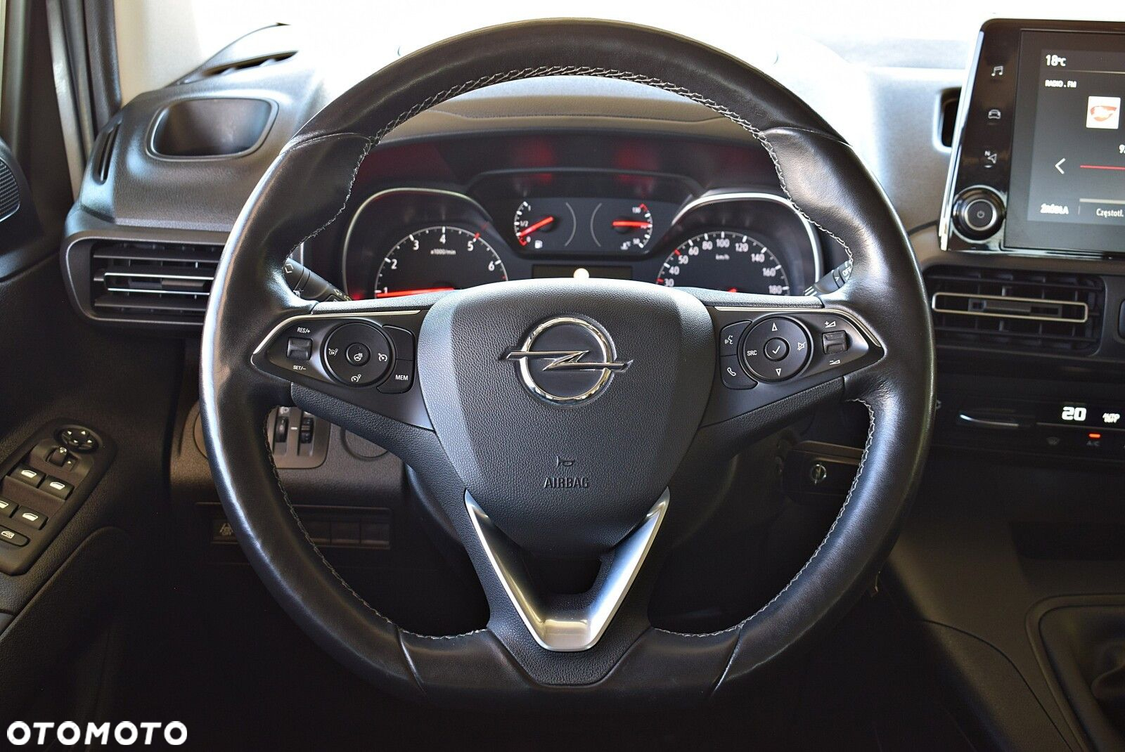 Opel Combo - 26