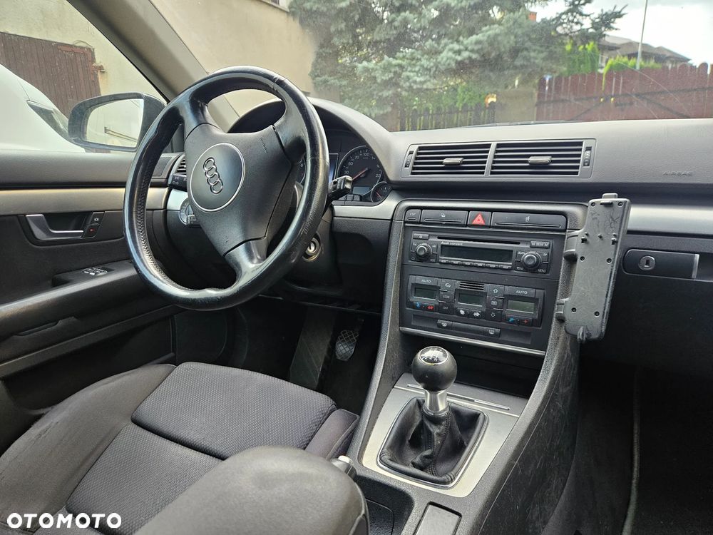 Audi A4 Avant - 9