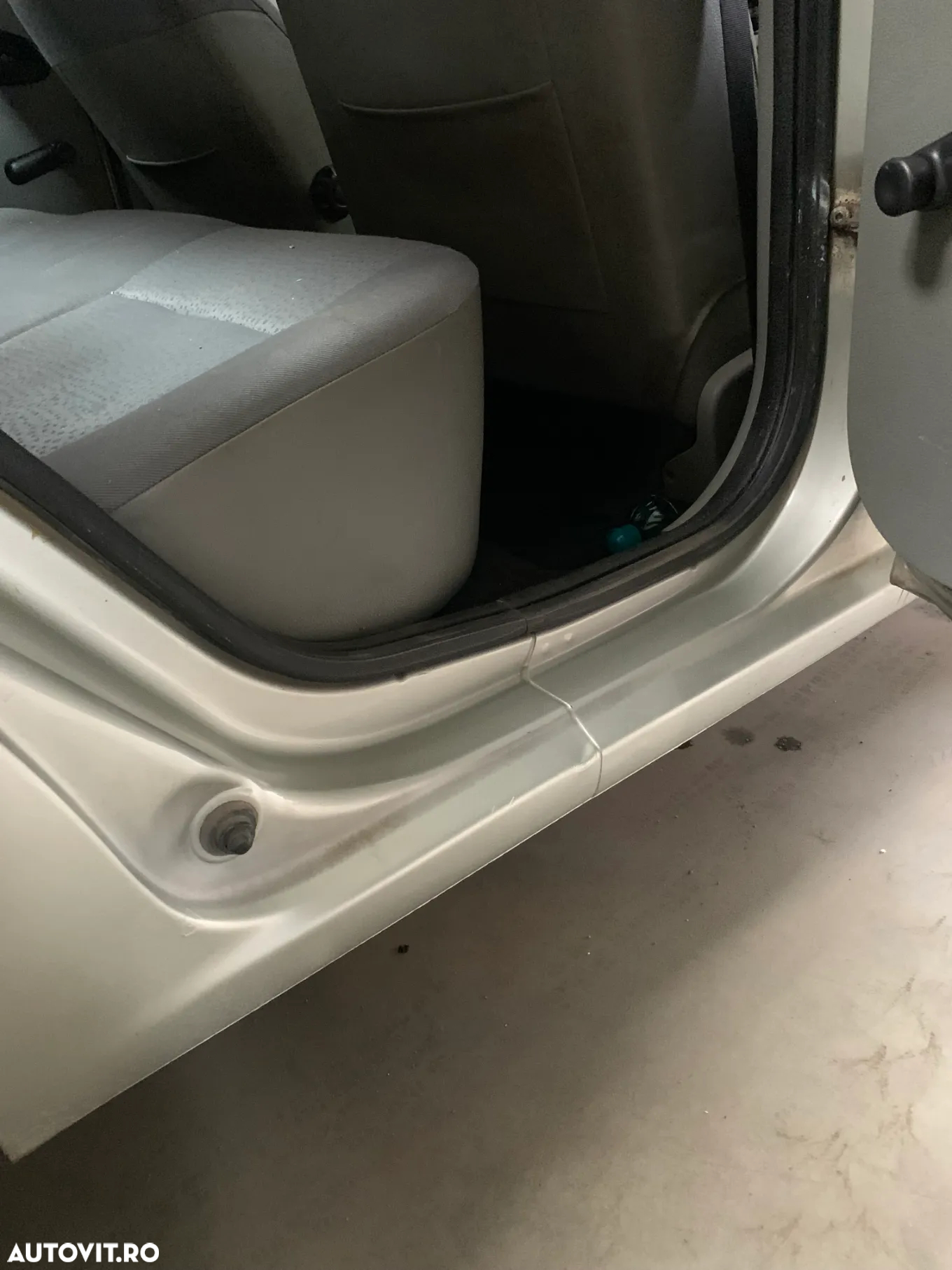 Dacia Logan 1.4 MPI Laureate - 14