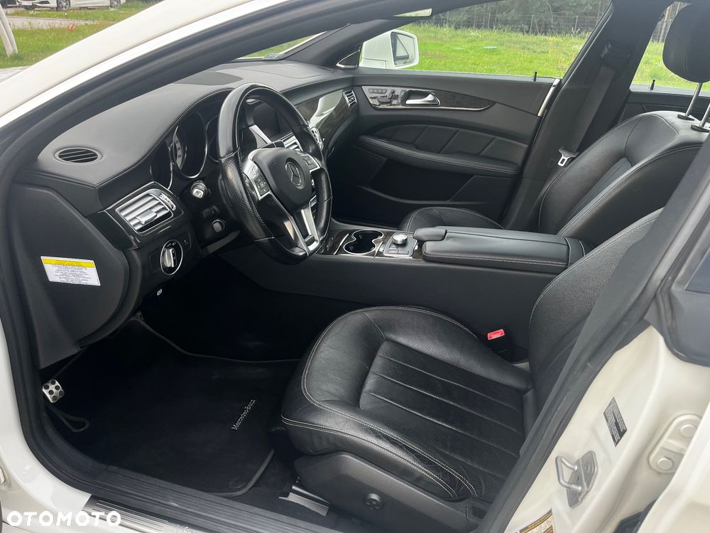 Mercedes-Benz CLS 500 4Matic 7G-TRONIC - 8