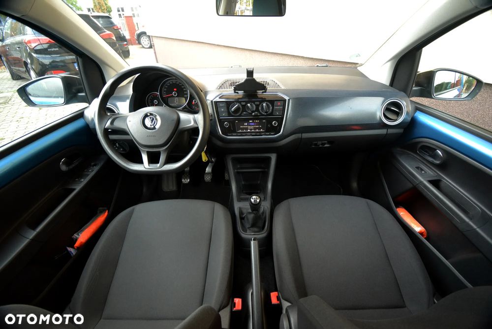 Volkswagen up! (BlueMotion Technology) move - 10