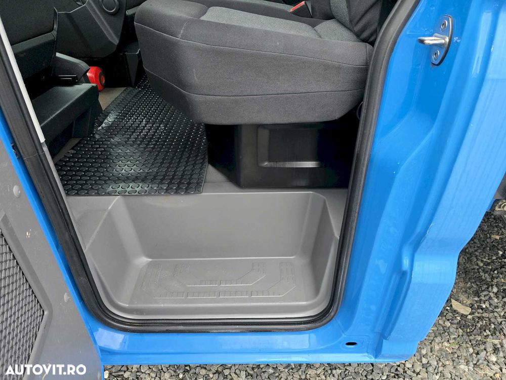 Volkswagen Crafter 140 CP doka 6 loc, bena 2.7m, 2019. - 17
