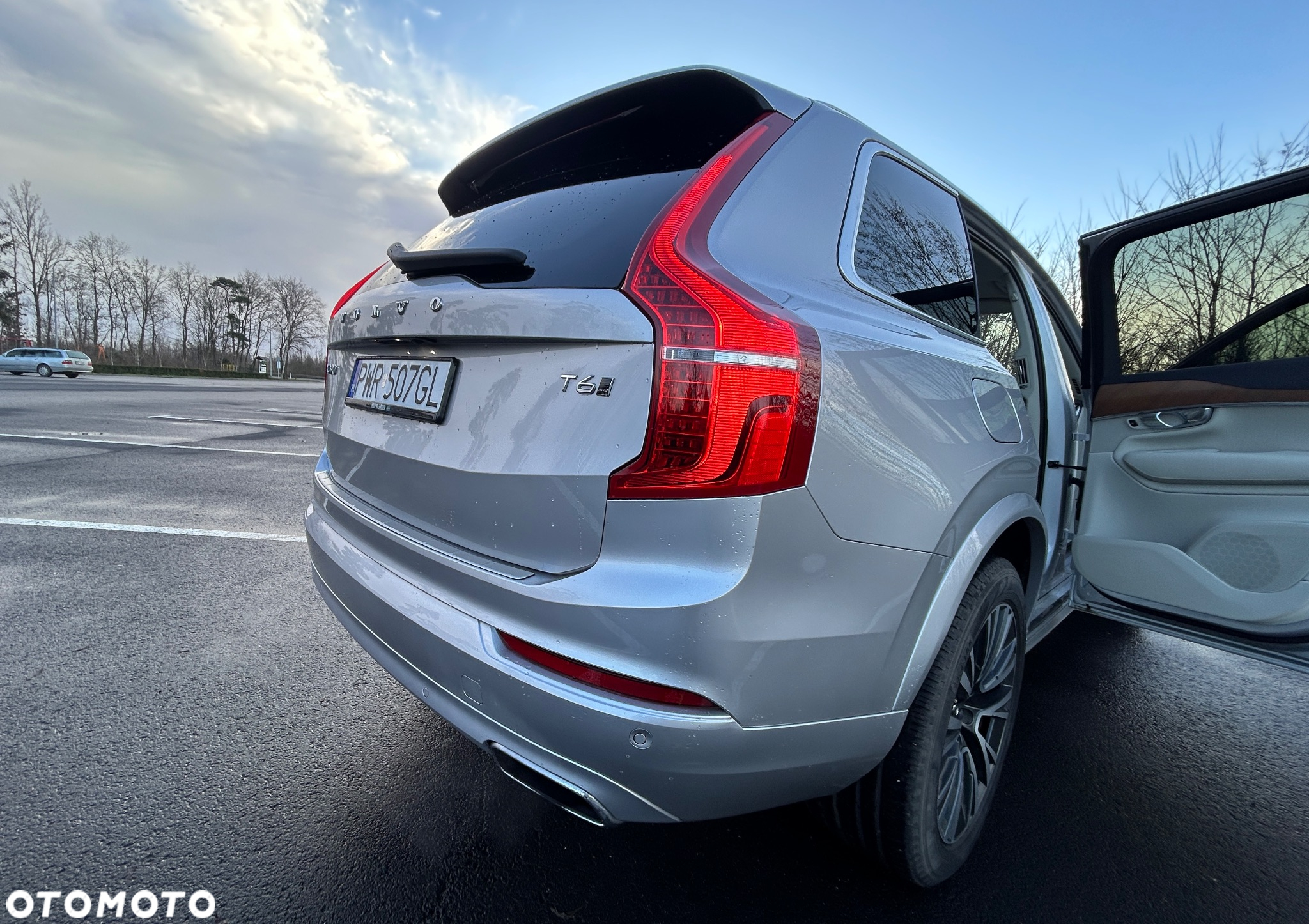 Volvo XC 90 T6 AWD Momentum Pro 7os - 26