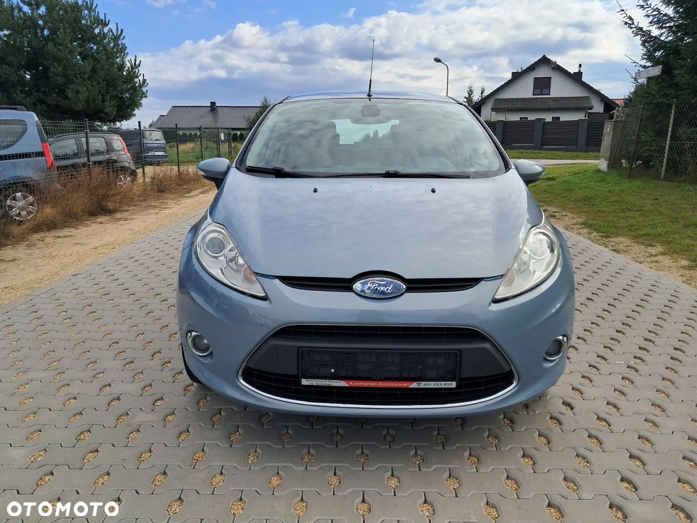 Ford Fiesta 1.4 Champions Edition - 11
