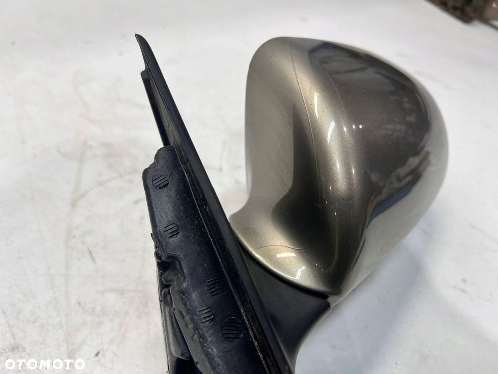 LUSTERKO ZEWNĘTRZNE LEWE AUDI A3 8P SPORTBACK 8P4 LY1Q 5 PIN EU - 7