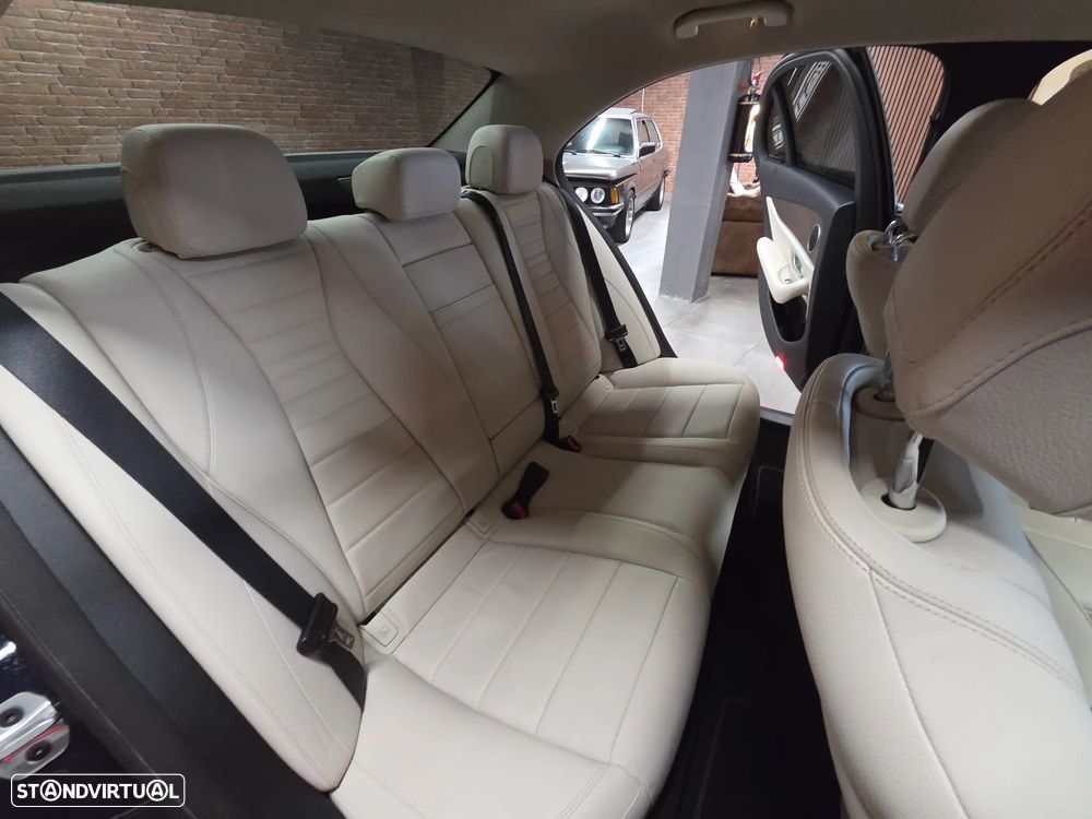 Mercedes-Benz E 220 d 9G-TRONIC Exclusive - 9