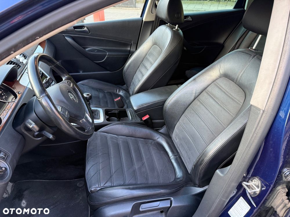 Volkswagen Passat 2.0 TDI Highline - 7