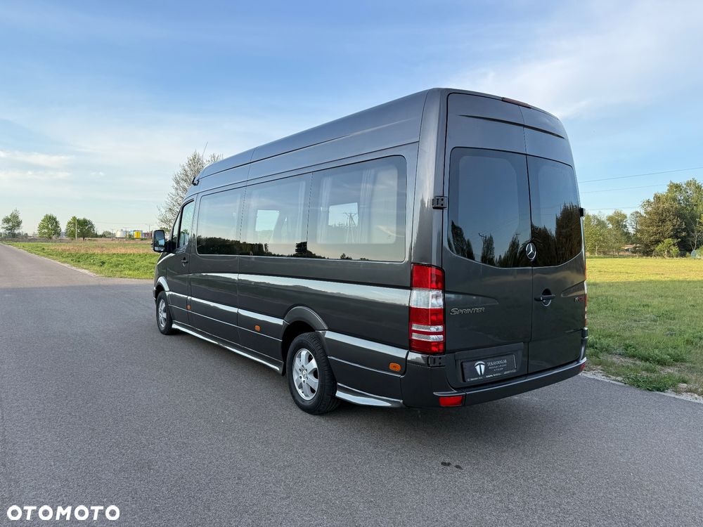 Mercedes-Benz Sprinter - 4